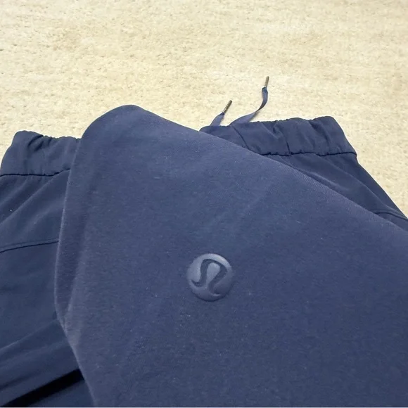 Lululemon On The Fly Pant Luxtreme Navy Blue Women's 6 LW5BLPS - Picture 9 of 10